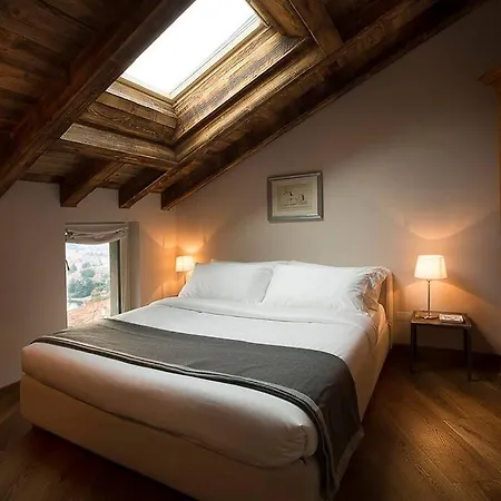 Toldino House 4 Min By Car To