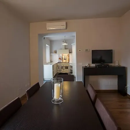 Holiday home Toldino House 4 Min By Car To