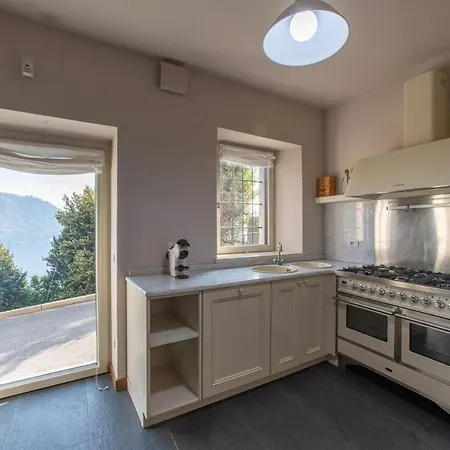 Holiday home Toldino House 4 Min By Car To Cernobbio