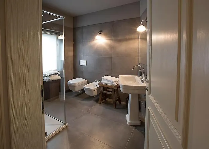 Toldino House 4 Min By Car To *