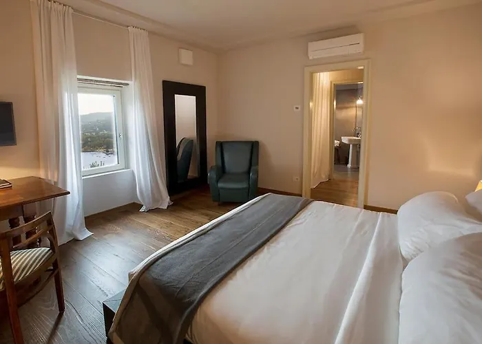 Semesterbostad Toldino House 4 Min By Car To