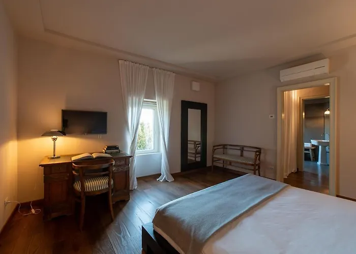 Toldino House 4 Min By Car To Semesterbostad