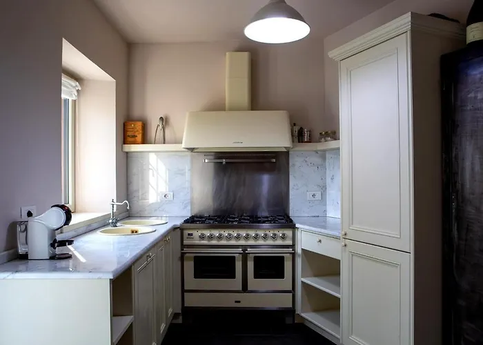 Toldino House 4 Min By Car To *