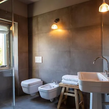 Toldino House 4 Min By Car To Semesterbostad *