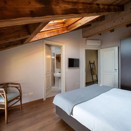 Toldino House 4 Min By Car To Semesterbostad